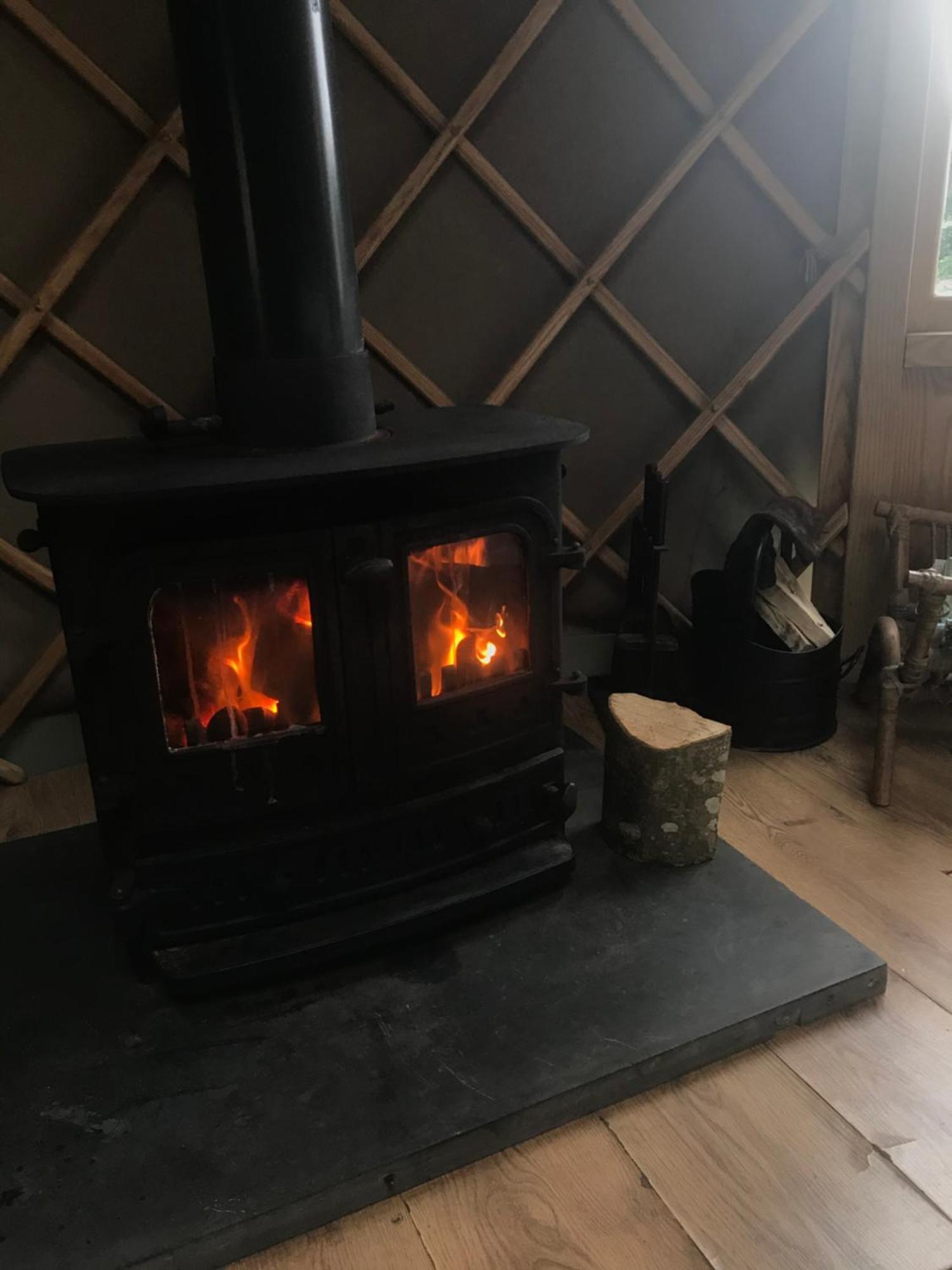 Sunbank Yurt Hotell Llangollen Exteriör bild